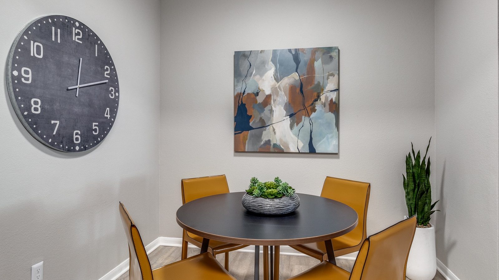 Check Out The Kendrick Apartments in Lake Highlands