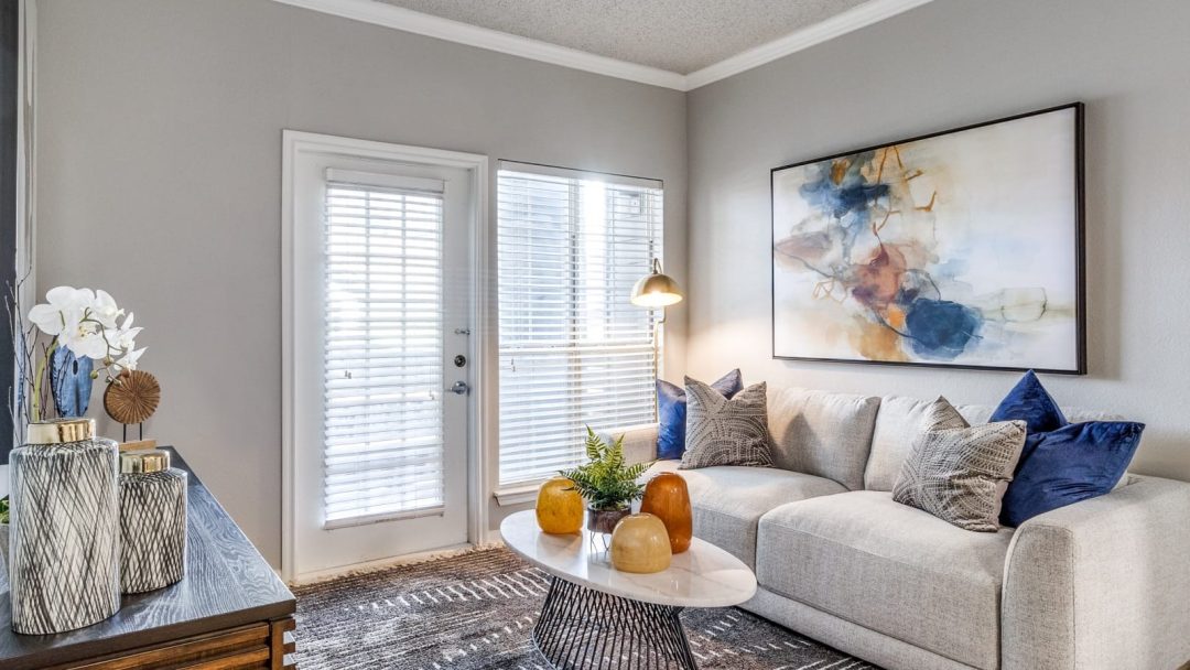 Luxury Apartments for Rent in Dallas, TX The Kendrick`s Home page