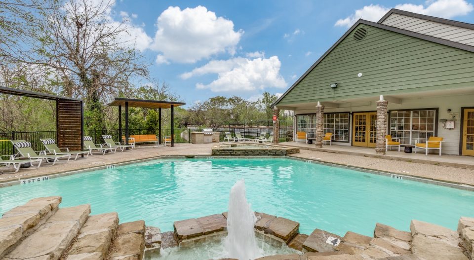 Luxury Apartments for Rent in Dallas, TX The Kendrick